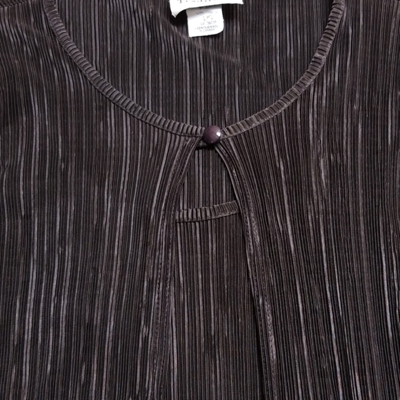 Tradition Top - Picture 3 of 8